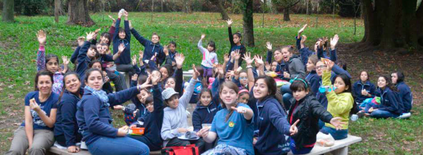 <h1><strong>Exploradoras</strong></h1> - Colegio León XIII