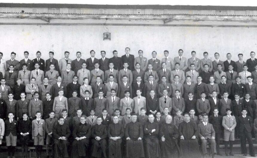 1943 - Colegio León XIII